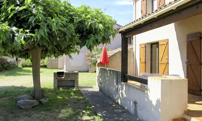 Santa-Maria-Poggio Apartamento | Bonito apartamento para 4 personas con WIFI, TV, terraza, mascotas permitida y aparcamiento