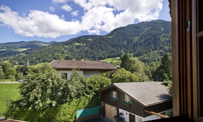 Hart im Zillertal Casa | Bonito apartamento en villa con WIFI, TV, patio, mascotas permitida y aparcamiento