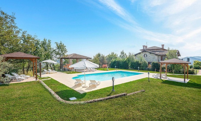 Salsomaggiore Terme Apartamento | Precioso apartamento en Salsomaggiore.
