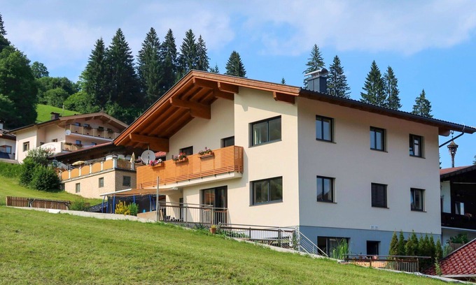 Oberau Apartamento | Bonito apartamento para 4 personas con WIFI, TV, terraza, vista panorámica y aparcamiento