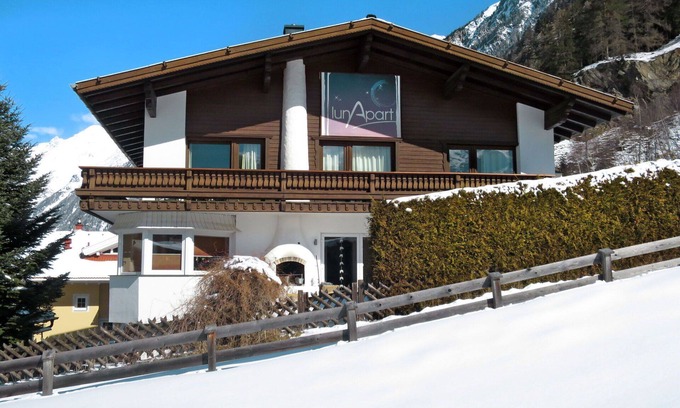 Soelden Apartamento | Acogedor apartamento para 2 personas con WIFI, TV, mascotas permitida y aparcamiento