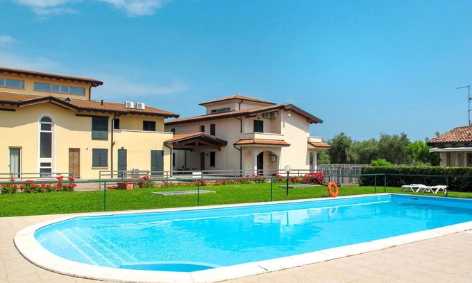 Cunettone Apartamento | Precioso apartamento con WIFI, A/C, piscina, TV, patio, mascotas permitida y aparcamiento