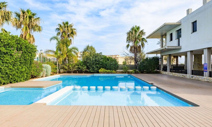 El Grau de Moncofa Apartamento | Acogedor apartamento para 4 personas con A/C, WIFI, piscina, TV, terraza y aparcamiento