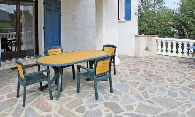 Abbazia Apartamento | Acogedor apartamento para 6 personas con A/C, WIFI, TV, terraza y aparcamiento
