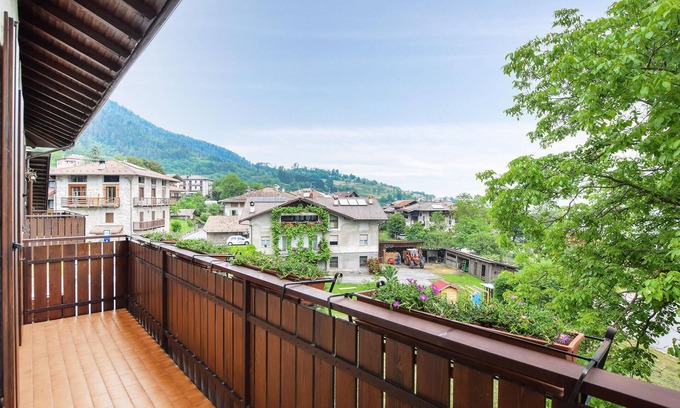 Bleggio Superiore Apartamento | Precioso apartamento en Comano Terme