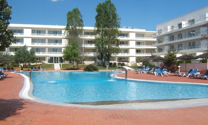 Telheiro Apartamento | Lovely apartment in a great location
