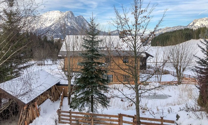 Bad Aussee Villa | Precioso apartamento en villa para 2 personas con WIFI, TV, patio, vista panorámica y aparcamiento