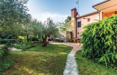 Kastel Apartamento | Lovely Apartment In Buje With Wifi