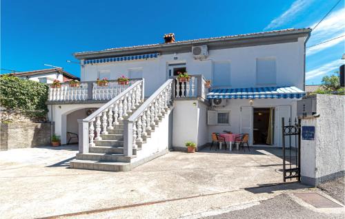 Jadranovo Apartamento | Lovely Apartment In Jadranovo With Wifi