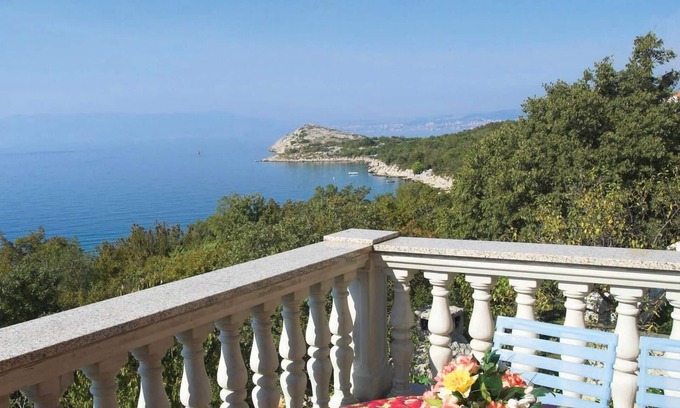 Municipality of Omisalj Apartamento | Precioso apartamento en Malinska con.