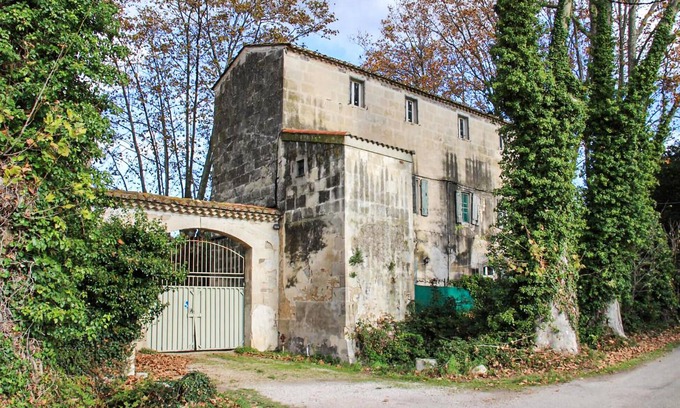 Costieres Apartamento | Precioso apartamento en Nimes con WiFi