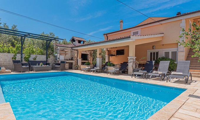 Brodarica Apartamento | Precioso apartamento en Sibenik con.