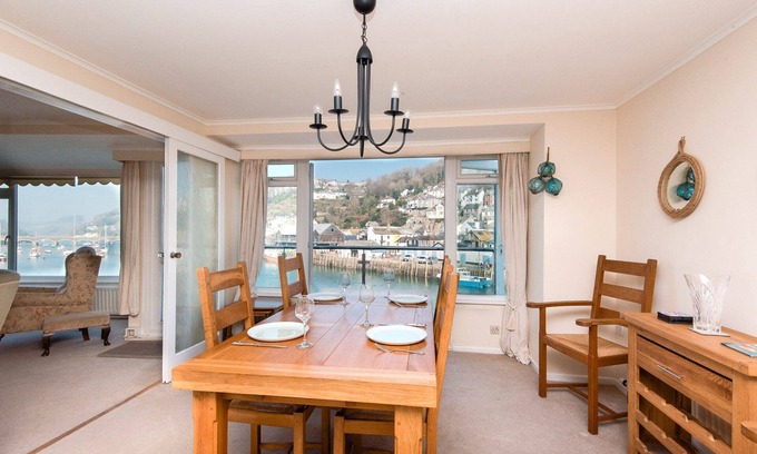 West Looe Casa | Precioso apartamento en el borde del puerto.
