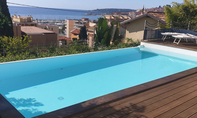 Menton Apartamento | La casa azul, precioso apartamento en la Costa Azul para 6 personas