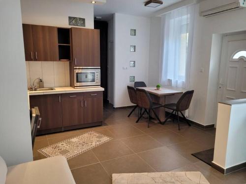 Kecskemet Apartamento | Lovely Apartment with free parking