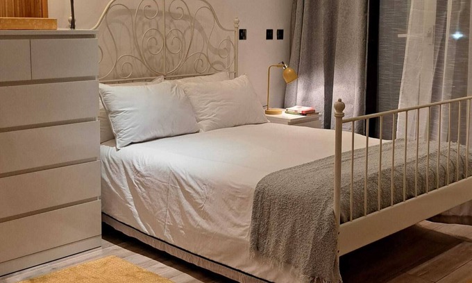 Queenstown Apartamento | Lovely Battersea Park Studio Apartment - 3 mins from Battersea Power Station