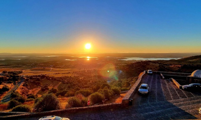 Monsaraz Casa | Lovely 1-bed House in Monsaraz Castle