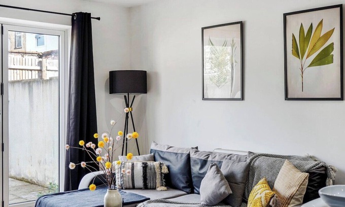 Hanham Apartamento | Lovely Bristol Gem - Sleeps 22