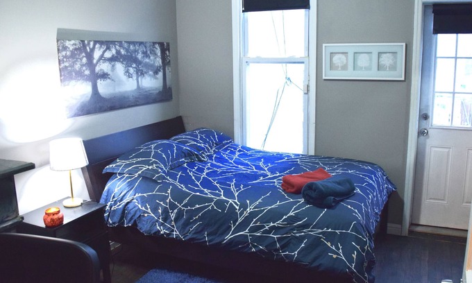Bushwick Casa | Lovely Bushwick 3br With Balcony and Bay Windows