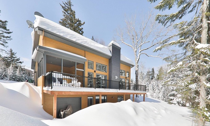 St-Adolphe-d'Howard Cabaña | Lovely cottage next to a quiet lake
