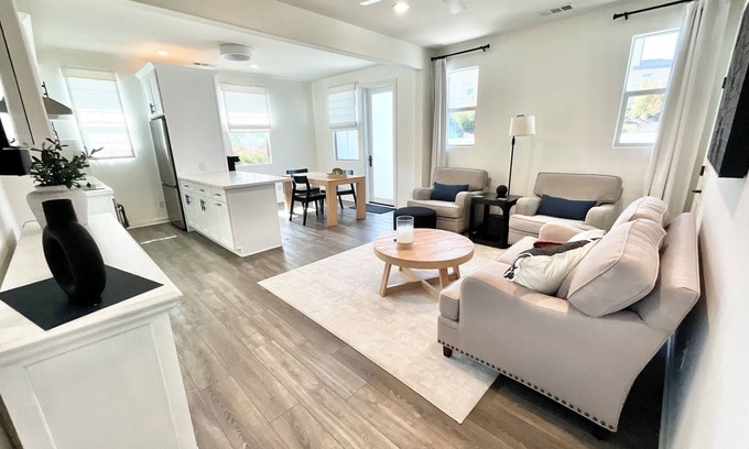 West Ridge Cabaña | Lovely Casita minutes from everything!