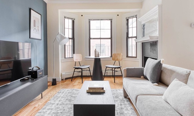 Chestnut Hill Apartamento | Lovely Chestnut Hill 1BR, residential area, by Blueground