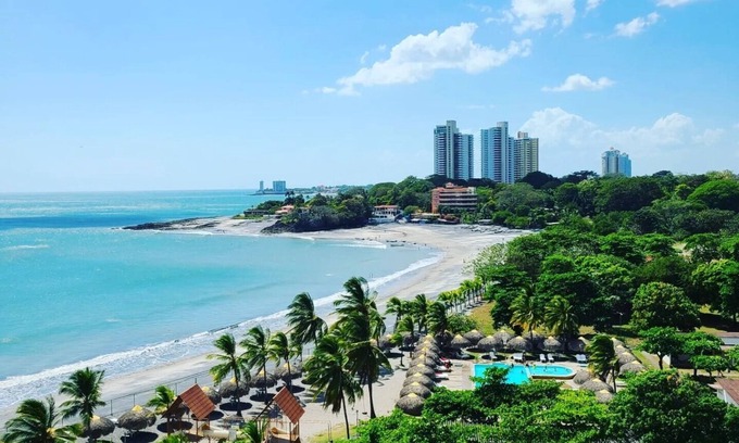 Coloncito Condominio | Lovely condo with beach, mountain and pool view.