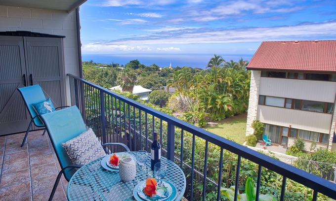 Honalo Condominio | Nuevo lanzamiento - Kona Coffee Villas. ¡Vista al océano! Especial de verano $ 99 / nt