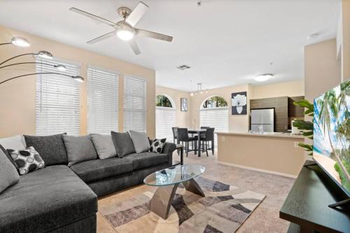 Orange Apartamento | Lovely & coxy 2BR/2BA! 5MIN to Disney!
