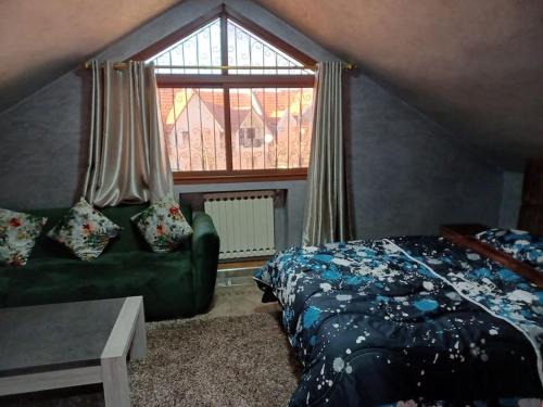 Ifrane Apartamento | Lovely & Cozy Self-Contained Studio Apartment For 2 Guests Apt No 3