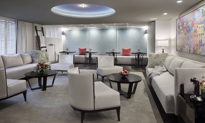 Capitol Hill Hotel | Lovely DC Hideaway | Capitol Hill Location Near Eats & Must-See Spots
