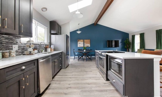 Arvada Casa | Lovely Denver Retreat W Cozy Fire Pit Games