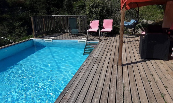 Rigaud Chalet De Esquí | Lovely detached bungalow