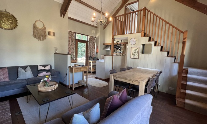 Crediton Casa | Encantadora casa de campo Devon, cerca de Exeter, situado en 15 hectáreas de campo
