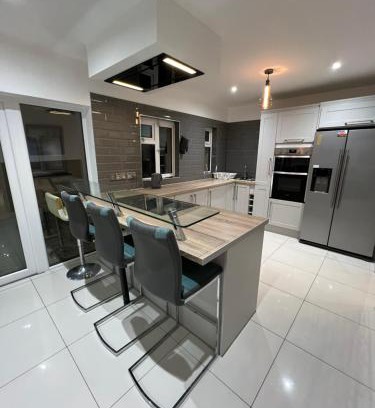Terenure Casa | Lovely Dublin Home - Just 15 Mins to City Centre