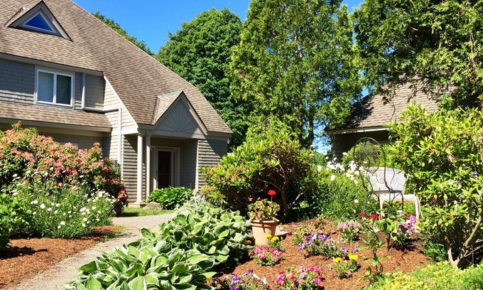 Glen Cove Condominio | Hacia el este en el océano / Midcoast Maine