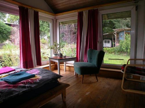 Oberdorla Casa | Lovely Garden House in Bramsche