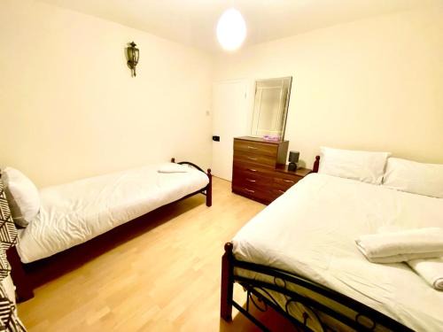 Finchley Church End Casa | Lovely Ground Floor 2 Bedroom House Ealing London