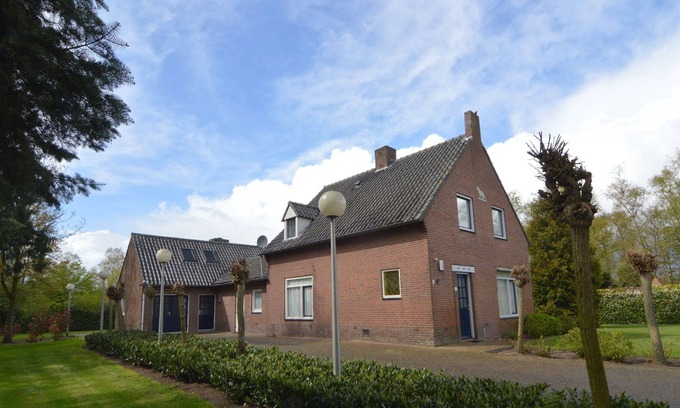Municipality of Valkenswaard Villa | Mansión con Patrimonio en Valkenswaard cerca del bosque