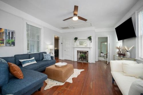 Westside Casa | Lovely & Historical 3BR - Balcony - Central Location