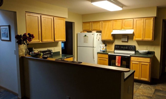 Gansevoort Casa | Lovely Home In A Great Neighborhood! Close to Saratoga, Lakes & Parks!