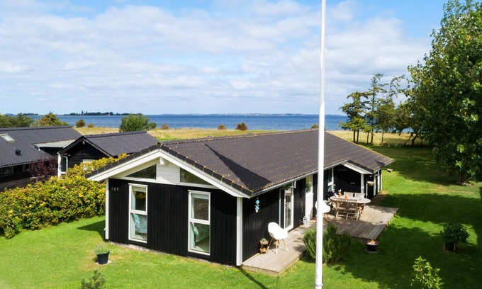 Maribo Casa | Lovely home in Askø with WiFi