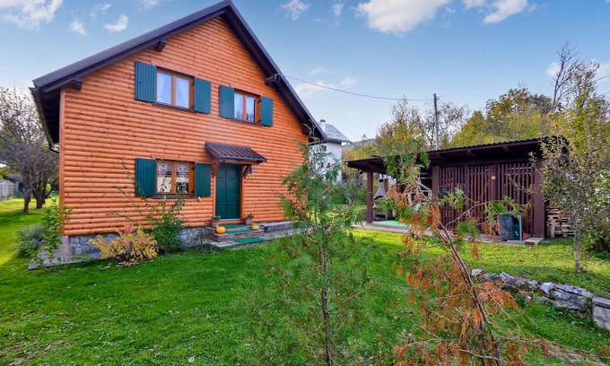 Ogulin Casa | Preciosa casa en Dreznica con sauna