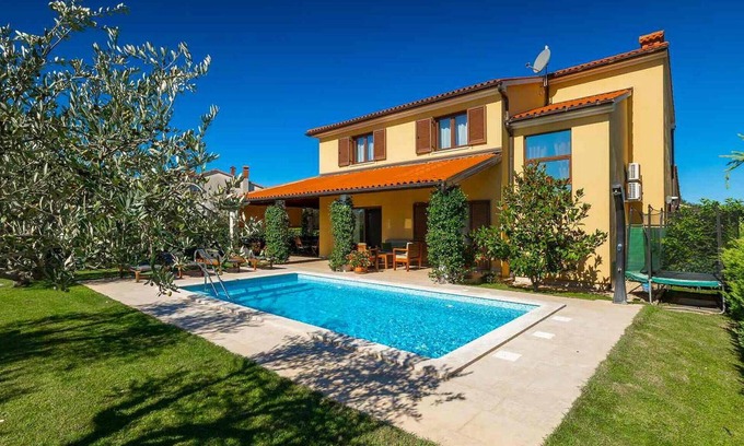 Valbandon Casa | Preciosa casa en Fazana