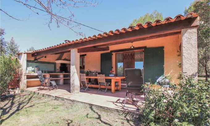 Fox-Amphoux Casa | Lovely Home In Fox Amphoux With Kitchen