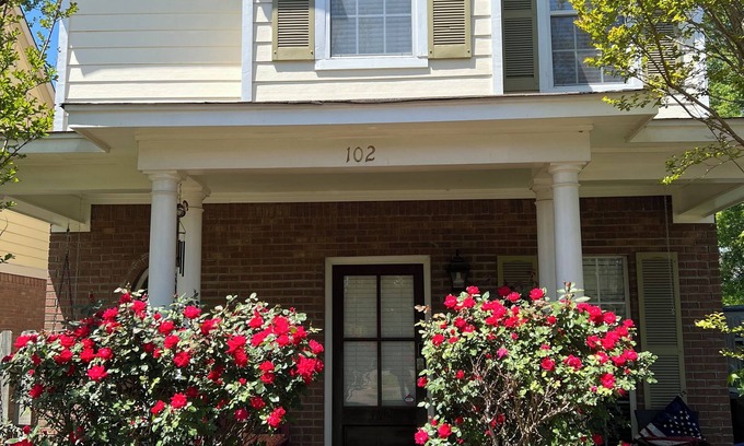 Oxford Casa | Lovely home in good location just few minutes to OleMiss