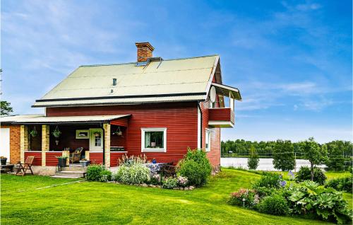 Hofors Casa | Lovely Home In Hofors With Kitchen