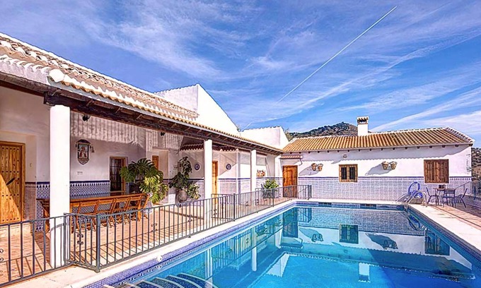 Iznajar Casa | Preciosa casa en Iznajar con WiFi