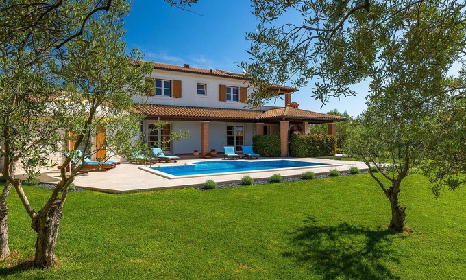 Peruski Casa | Preciosa casa en Krnica