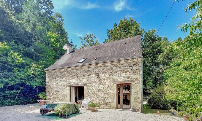 Paulin Casa | Lovely home in Paulin with kitchen
